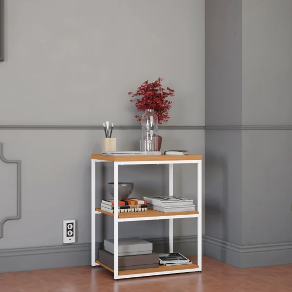 A mesa de apoio é excelente para otimizar o seu escritório com um toque moderno. Com design funcional, a mesa de apoio possui tampos com sete camadas de pintura, proporcionando um melhor acabamento da cor e mais durabilidade, sua estrutura é metálica, pintada com tinta epóxi, super-resistente à umidade, deixando ela mais durável e fácil de limpar, garantindo ao móvel alta qualidade e sofisticação.