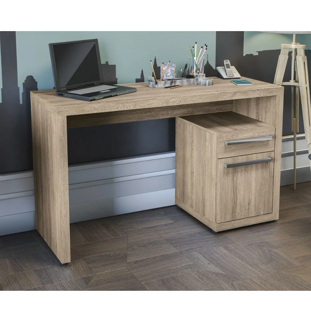 Praticidade e conforto você encontra na escrivaninha S970. Um produto de excelente qualidade, que possui um espaço lateral com uma gaveta com corrediças metálicas e uma porta para guardar os objetos necessários para facilitar seu estudo ou trabalho. Seu acabamento é na cor nogal.