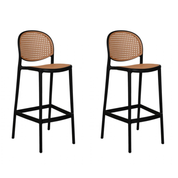 A banqueta Positano é super elegante, ideal para acompanhar bancadas de bares ou cafés! Seu encosto e assento possuem a textura de Rattan, porém por ser toda em polipropileno, ela possui uma resistência ainda maior. Seu estilo moderno e elegante faz com que ela se adéque a ambientes internos e externos.