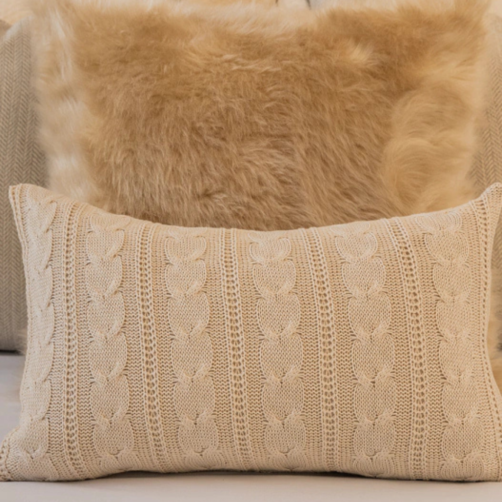 Almofada em tricot para deixar o ambiente mais aconchegante e sofisticado.