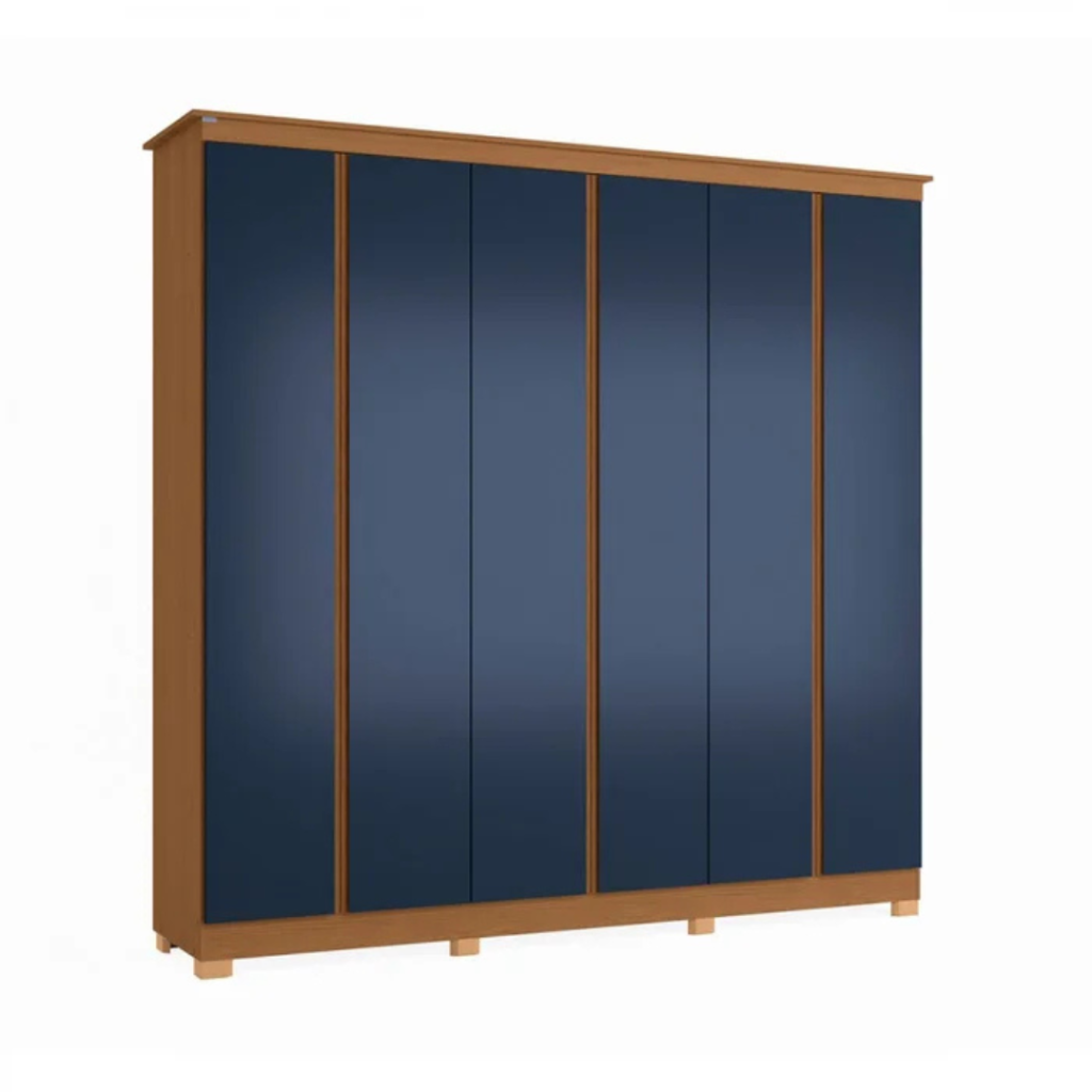 O guarda-roupa de casal com 6 portas, 3 gavetas internas traz um bom espaço interno com 02 cabideiros sendo uma parte para roupas longas, 01 calceiro, 01 nicho para sapatos na parte inferior do guarda-roupa, 03 maleiros e 10 nichos para roupas dobradas ou caixas organizadoras. O guarda-roupa é produzido em MDF na escala de brilho fosco, com revestimento e acabamento em pintura touch. Um diferencial no modelo deste guarda-roupa fica para o puxador em cava meia porta, que traz ainda mais charme e estilo para o seu quarto juntamente com os veios na textura em madeira cor canela e azul profundo.