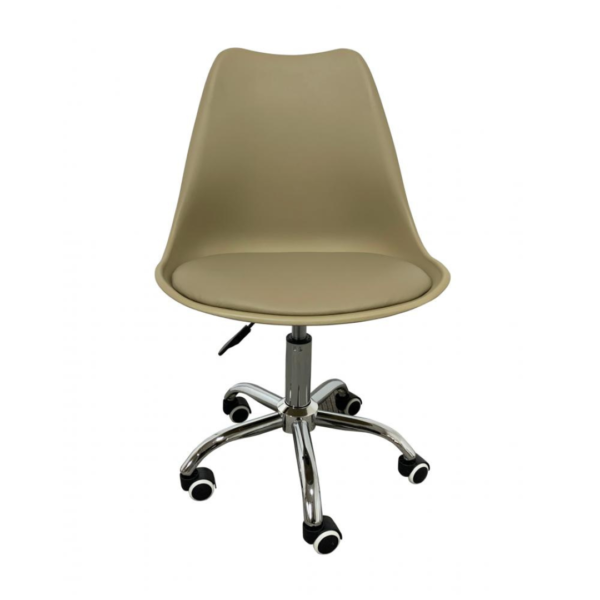A cadeira Chicago é uma elegante combinação de couro ecológico, polipropileno e aço cromado. Sua estética minimalista e delicada a torna perfeita para diversos ambientes, como quartos, consultórios e home offices. Complemente seu espaço com estilo e funcionalidade através dessa cadeira.