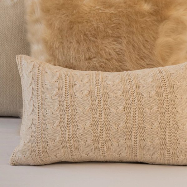 Almofada em tricot para deixar o ambiente mais aconchegante e sofisticado.