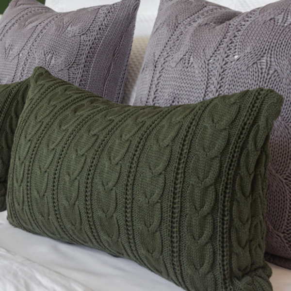 Almofada em tricot para deixar o ambiente mais aconchegante e sofisticado.