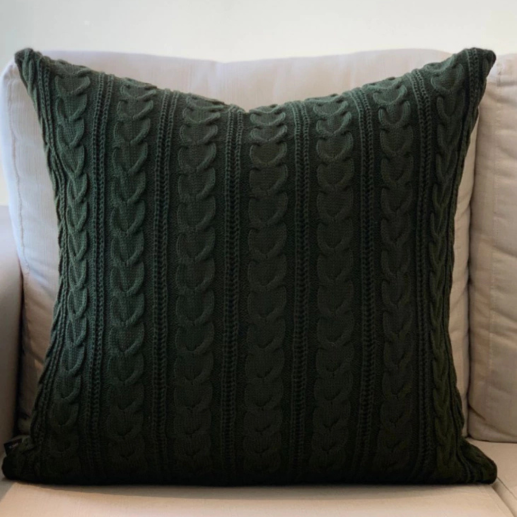 Almofada em tricot para deixar o ambiente mais aconchegante e sofisticado.