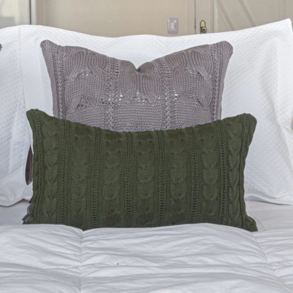 Almofada em tricot para deixar o ambiente mais aconchegante e sofisticado.