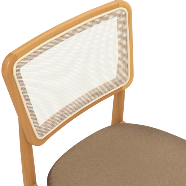 A cadeira Stela é a escolha certa! Com um estilo único e muito moderno, ela é produzida em estrutura resistente, de madeira de eucalipto, garantindo mais durabilidade. Entregue montada, ela suporta até 120 kg, além de combinar com todas as ocasiões, e com medidas de 88 cm de altura, sendo 50 cm a altura do assento, 45,5 cm de largura e 53 cm de profundidade, para ainda mais comodidade, o assento possui um design curvo, acomodando perfeitamente à mesa, e sendo estofado com tecido corino cappuccino, garante um toque suave e gostoso para uma sala de jantar ainda mais completa. Os destaques ficam para a telinha bege no encosto da cadeira, que além de trazer modernidade, torna a peça ainda mais diferenciada. Os pés, torneados palitos, aliados ao assento flutuante, são outro diferencial que chama atenção na peça e transformam seu espaço e momentos, garantindo ainda mais beleza e sofisticação.