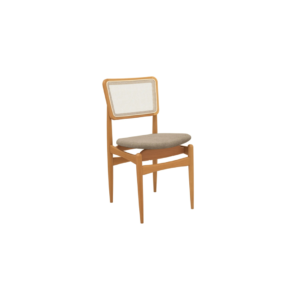 A cadeira Stela é a escolha certa! Com um estilo único e muito moderno, ela é produzida em estrutura resistente, de madeira de eucalipto, garantindo mais durabilidade. Entregue montada, ela suporta até 120 kg, além de combinar com todas as ocasiões, e com medidas de 88 cm de altura, sendo 50 cm a altura do assento, 45,5 cm de largura e 53 cm de profundidade, para ainda mais comodidade, o assento possui um design curvo, acomodando perfeitamente à mesa, e sendo estofado com tecido linho fendi, garante um toque suave e gostoso para uma sala de jantar ainda mais completa. Os destaques ficam para a telinha bege no encosto da cadeira, que além de trazer modernidade, torna a peça ainda mais diferenciada. Os pés, torneados palitos, aliados ao assento flutuante, são outro diferencial que chama atenção na peça e transformam seu espaço e momentos, garantindo ainda mais beleza e sofisticação.
