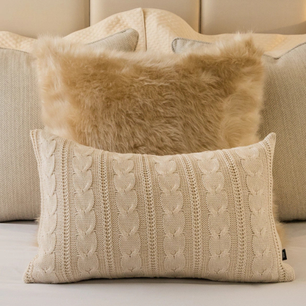 Almofada em tricot para deixar o ambiente mais aconchegante e sofisticado.