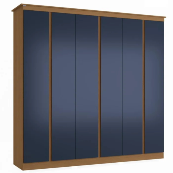 O guarda-roupa de casal com 6 portas, 3 gavetas internas traz um bom espaço interno com 02 cabideiros sendo uma parte para roupas longas, 01 calceiro, 01 nicho para sapatos na parte inferior do guarda-roupa, 03 maleiros e 10 nichos para roupas dobradas ou caixas organizadoras. O guarda-roupa é produzido em MDF na escala de brilho fosco, com revestimento e acabamento em pintura touch. Um diferencial no modelo deste guarda-roupa fica para o puxador em cava meia porta, que traz ainda mais charme e estilo para o seu quarto juntamente com os veios na textura em madeira cor canela e azul profundo.