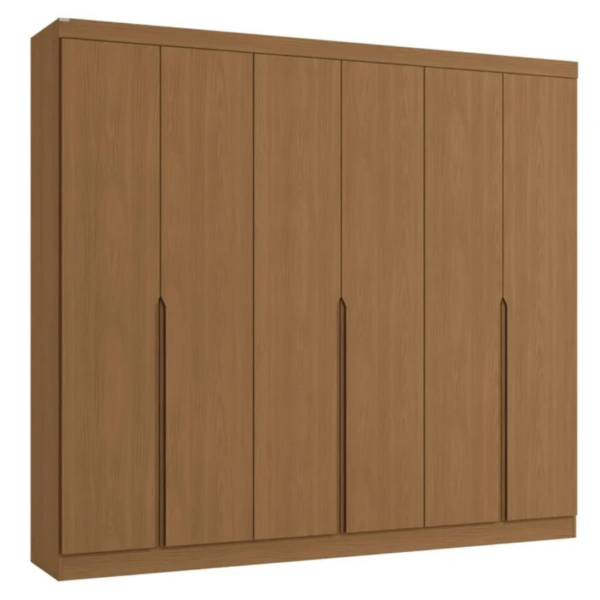 O guarda-roupa de casal com 6 portas, 4 gavetas internas em cor canela traz um bom espaço interno com 02 cabideiros, 02 nichos para sapatos na parte inferior do guarda-roupa, 03 maleiros e 04 nichos para roupas dobradas ou caixas organizadoras. O guarda-roupa é produzido em MDF na escala de brilho fosco, com revestimento e acabamento em pintura touch. Um diferencial no modelo deste guarda-roupa fica para o puxador em cava meia porta, que traz ainda mais charme e estilo para o seu quarto juntamente com os veios na textura em madeira cor canela.