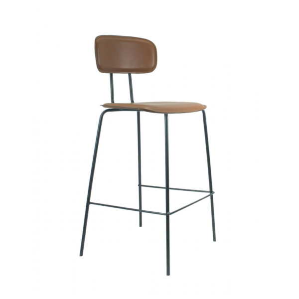 A banqueta New York combina muito com o estilo industrial, seus pés em aço preto fazem com que haja um contraste entre o couro ecológico do assento e encosto. O detalhe que possui na parte das costas, dá todo um charme para a peça. Você que busca um ambiente minimalista também será uma ótima escolha para o seu estilo.