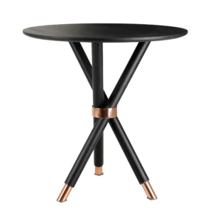 Mesa feita em madeira com anel de cobre unindo os três pés entrelaçados, detalhes também em cobre na base dos pés. Móvel elegante, agrega um diferencial a decoração, pode ser usada em salas, escritórios e quartos. Criação desenvolvida por Andrés Fernandez e fabricado nacionalmente pela Modali Design.