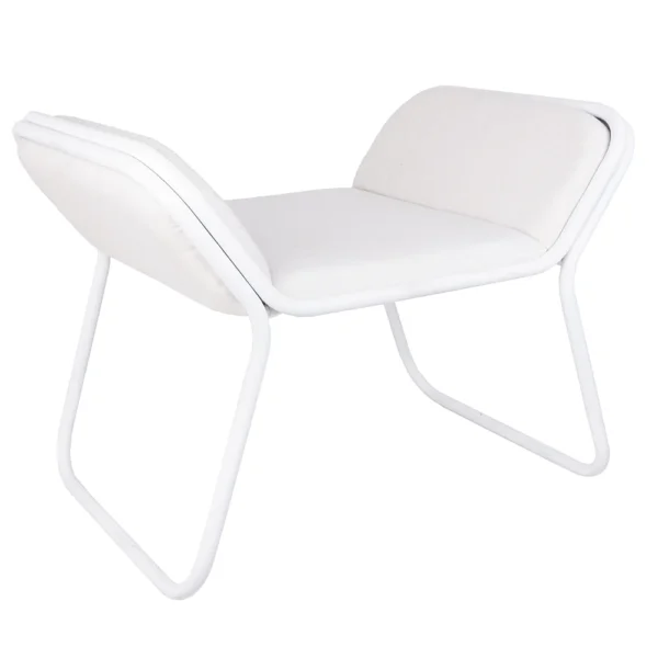 Palma é muito mais que um simples assento, ele é a união perfeita entre versatilidade e atemporalidade. Sofisticação e exclusividade para qualquer ambiente. Seja para sentar, apoiar ou simplesmente apreciar, sendo garantia de conforto e beleza. Criação desenvolvida por Tiago Curioni e fabricado nacionalmente pela Modali Design.