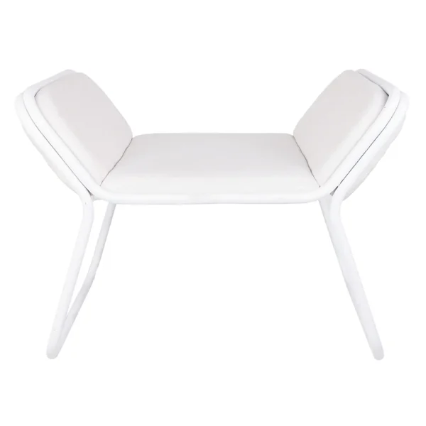 Palma é muito mais que um simples assento, ele é a união perfeita entre versatilidade e atemporalidade. Sofisticação e exclusividade para qualquer ambiente. Seja para sentar, apoiar ou simplesmente apreciar, sendo garantia de conforto e beleza. Criação desenvolvida por Tiago Curioni e fabricado nacionalmente pela Modali Design.