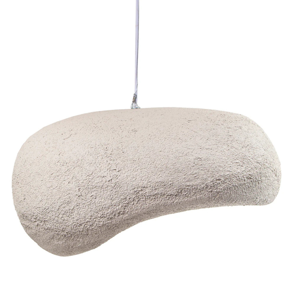 Pendente feito com resina com aspecto rústico branco. Peça de design elegante que agrega um diferencial a decoração. Desenvolvido e fabricado nacionalmente pela Modali Design.